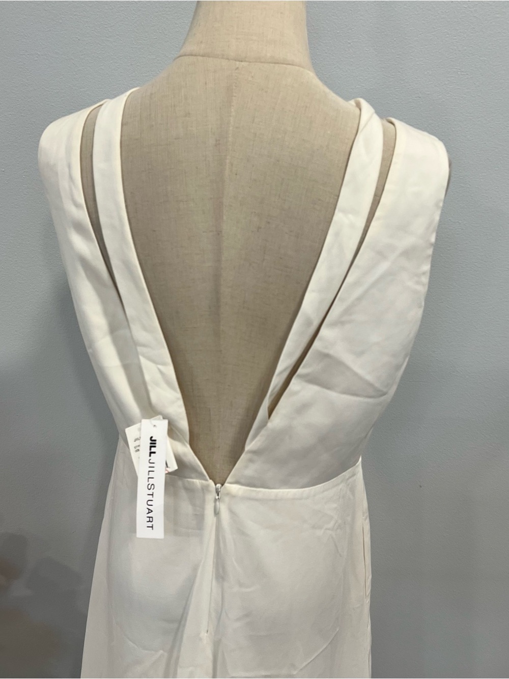 Jill Jill Stuart White / Off White Strappy V Neck Sleeveless Maxi Gown - Size 6 - Picture 8 of 11